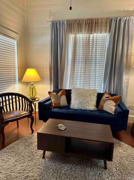 Wensel Cottage In Downtown ナチェズ エクステリア 写真
