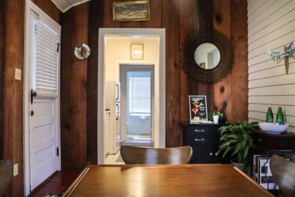 Wensel Cottage In Downtown ナチェズ エクステリア 写真